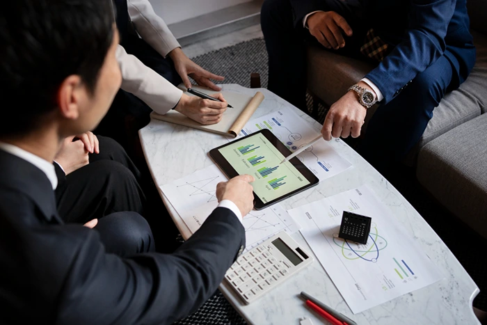 Capital Structuring & Valuation Solutions